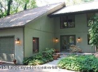 236 Trapper Springs Ln, Drums, PA 18222