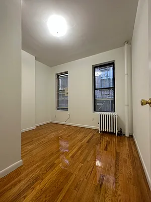 Rented by Peter R. Hungerford, LREB | media 16