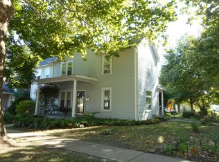 410 E Hurst St, Bushnell, IL 61422