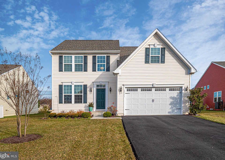 1st image of 29571 Vincent Village Dr