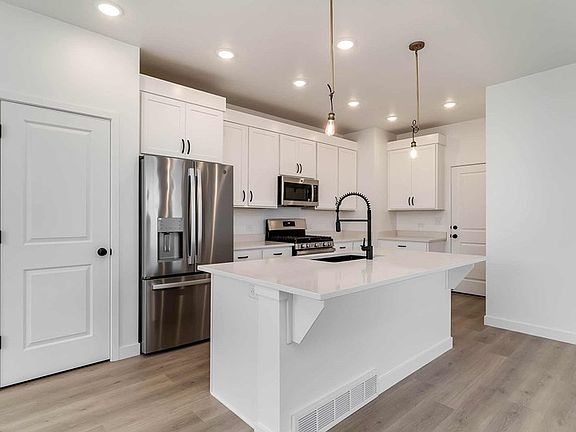 The Bowstring - Kitchen