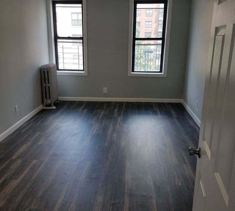 2nd image of 4585 Park Ave APT 2