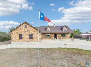 6197 Pfeil Rd, Schertz, TX 78154