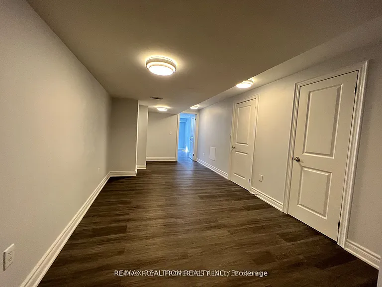 122 Auckland Dr #BASEMENT — Photo 5