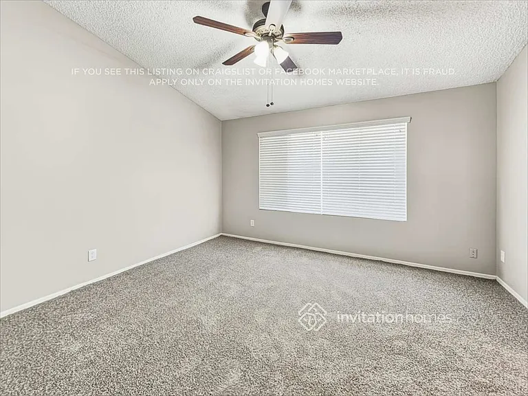 6526 N 69th Dr — Photo 13