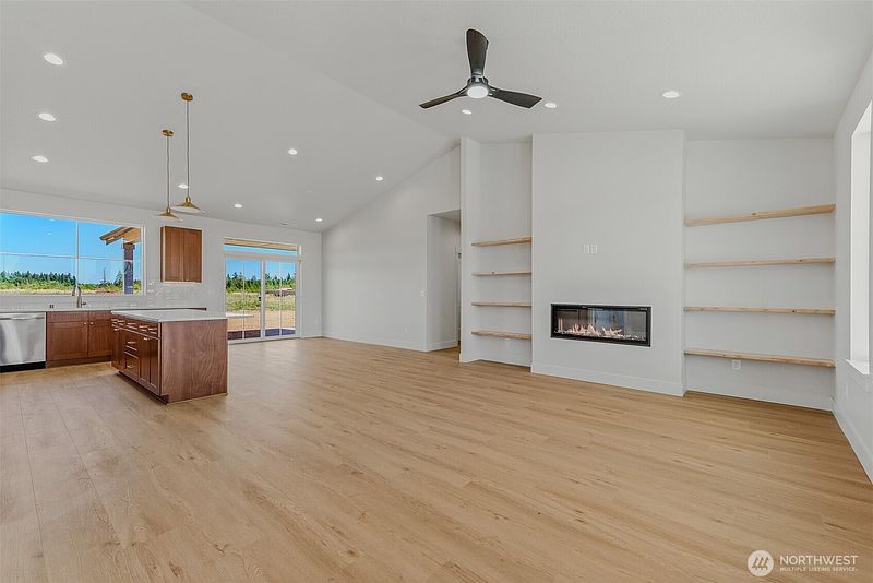 4th image of 457 Antrim Road