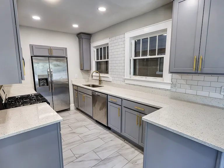 4015 N Seminole Ave #6 — Photo 17