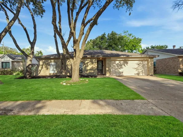 14315 Golden Cypress Ln, Cypress, TX 77429