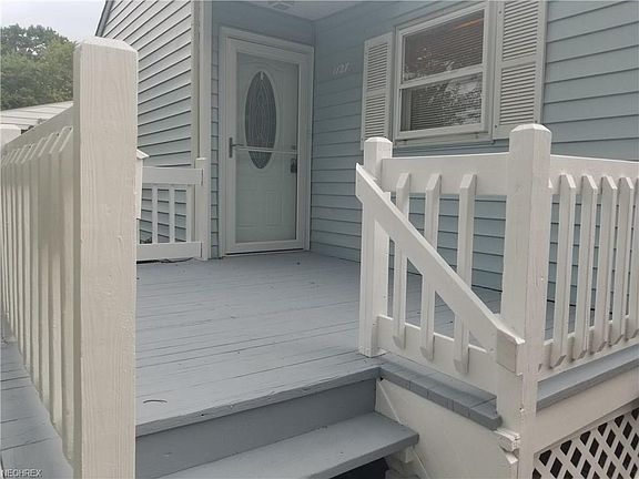3rd image of 1127 Parkview Ave