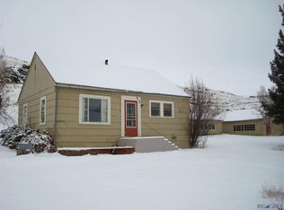 610 N F St, Livingston, MT 59047