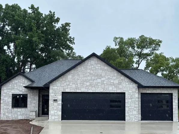 1764 Bobby Jones Dr, De Pere, WI 54115