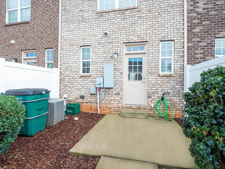 11012 Cedar Walk Ln — Photo 26