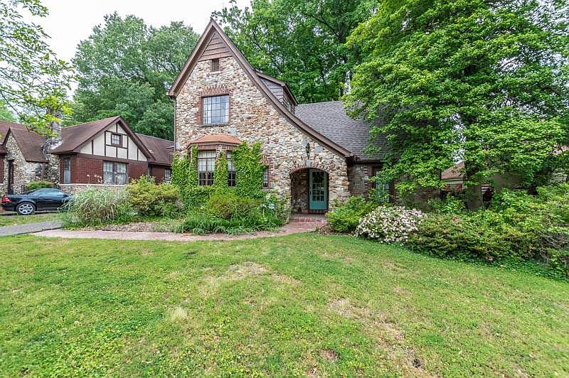 1st image of 2108 Hallwood Dr