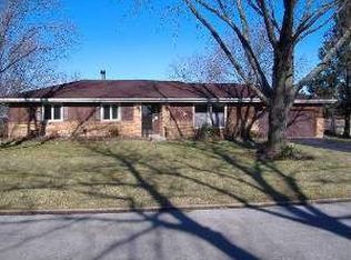 1909 Tomahawk Rdg, New Lenox, IL 60451