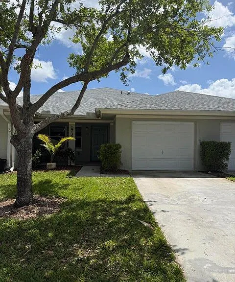 1739 N Dovetail Dr — Photo 1