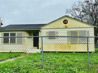 1650 Green Grove Dr, Corpus Christi, TX 78415