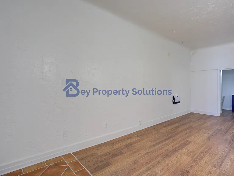 134 Nelson St #C — Photo 8