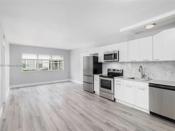 1275 Marseille Dr #35, Miami Beach, FL 33141