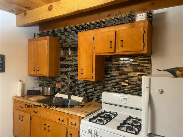 (undisclosed Address), Big Bear City, CA 92314