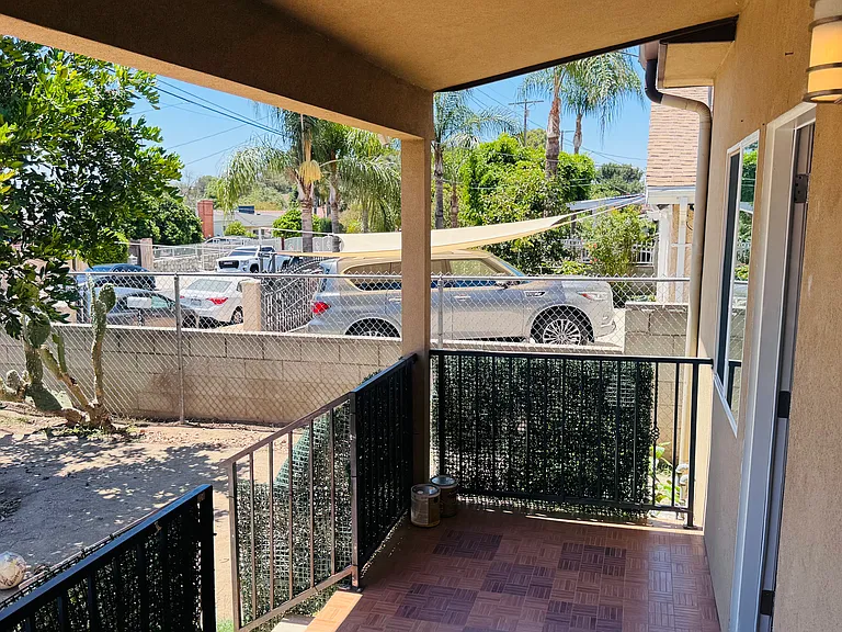 15051 La Mesa St — Photo 2