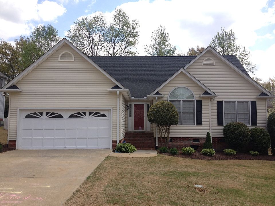 1st image of 106 River Park Ln