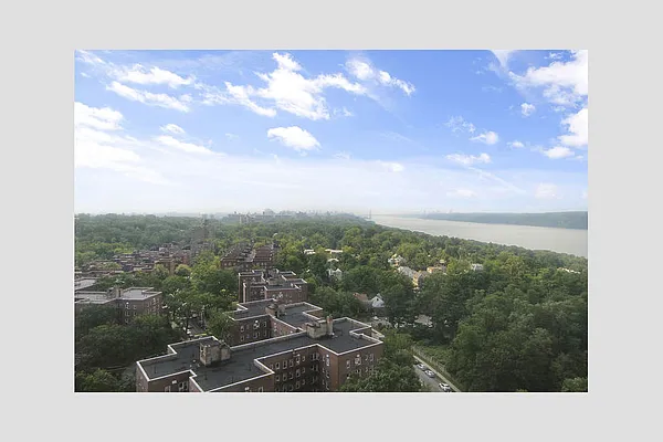 Sold by Stribling | media 2