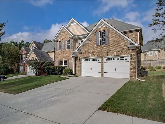 2nd image of 922 Park Hollow Way