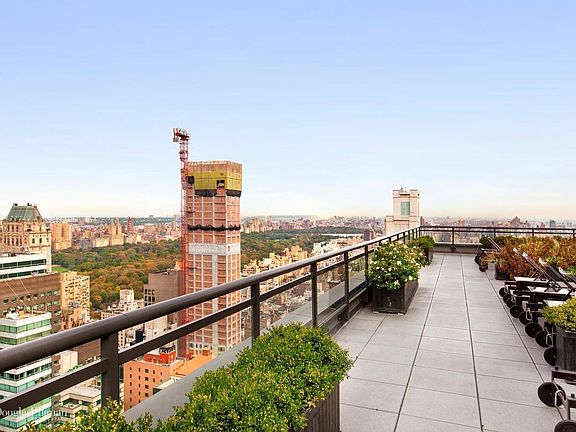 5th image of 117 E 57th St APT 31F