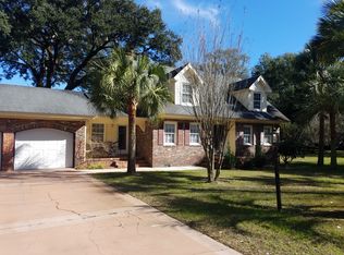 668 Wildwood Rd, Charleston, SC 29412