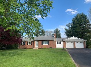 311 Evergreen Rd, Horsham, PA 19044