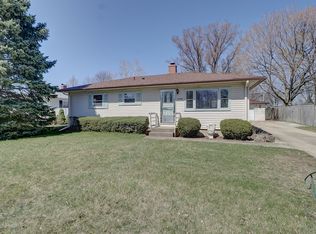 23528 W Renwick Rd, Plainfield, IL 60544