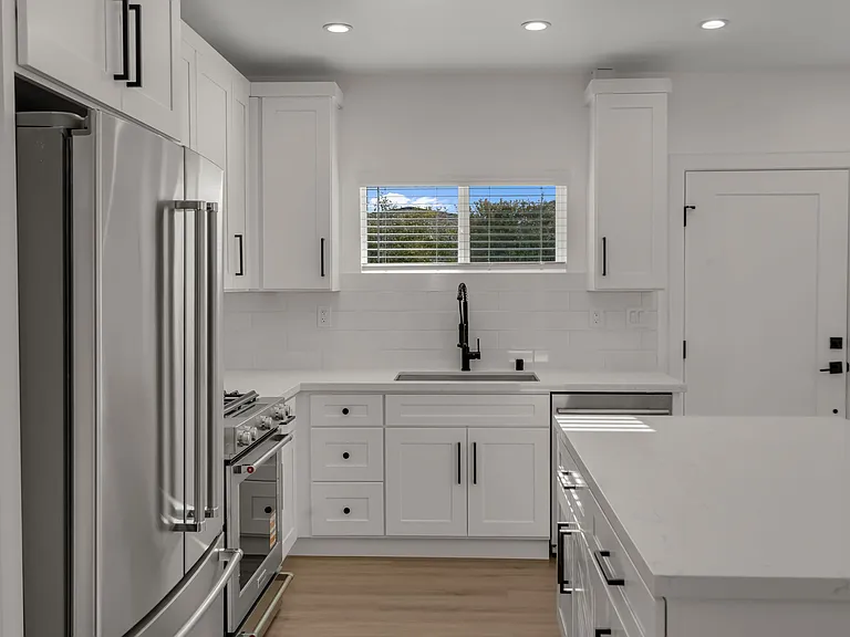 15208 Fernview St #15210 — Photo 10