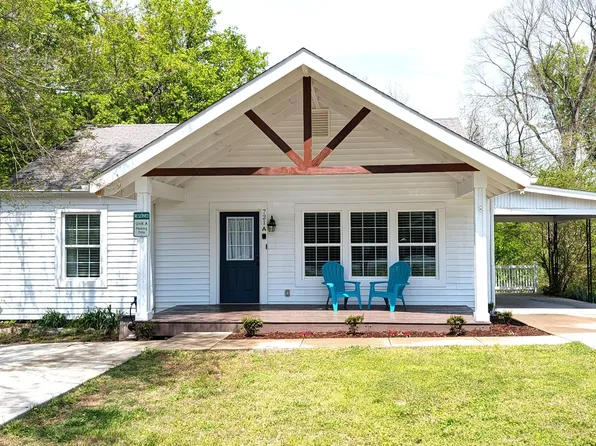 721 Monroe St, Clarksville, TN 37040