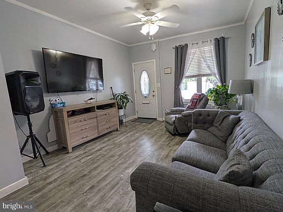 4th image of 314 Walnut St