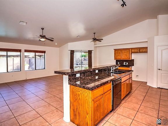 5th image of 4738 W 29th St