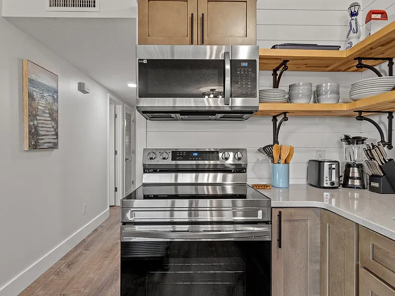 607 Dogwood St #C — Photo 14