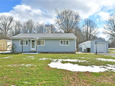 878 Ridge Rd, Vienna, OH, 44473