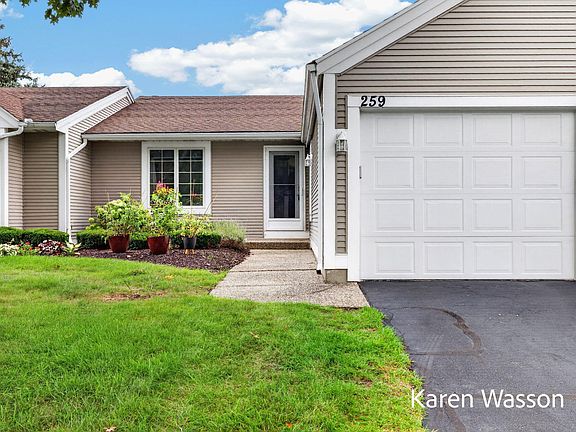 3rd image of 259 Appletree Ln