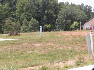 127 Tempura Dr, Oak Ridge, TN 37830