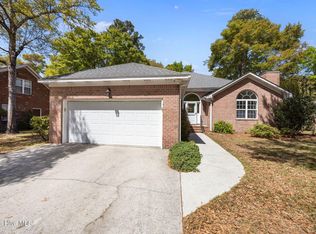 705 Valley Brook Rd, Wilmington, NC 28412