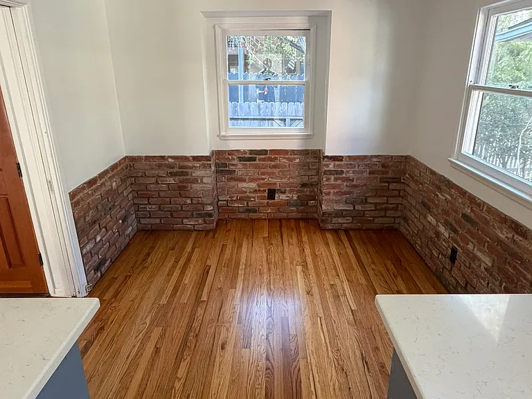 118 Breeze Ave — Photo 12