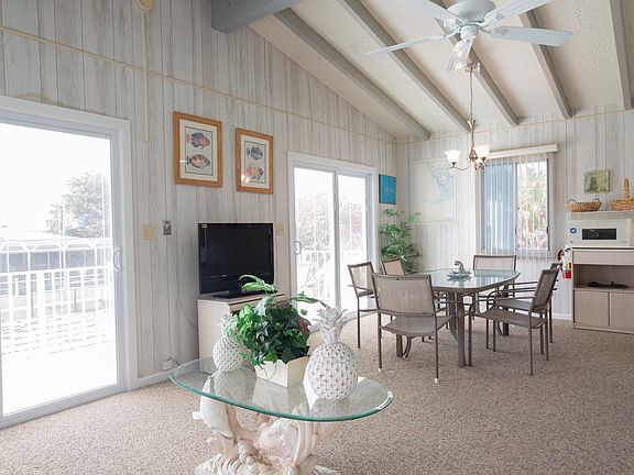 5th image of 10976 3rd Avenue Gulf