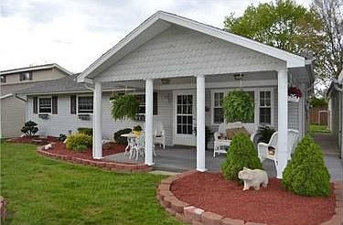 3rd image of 319 Byron Cir