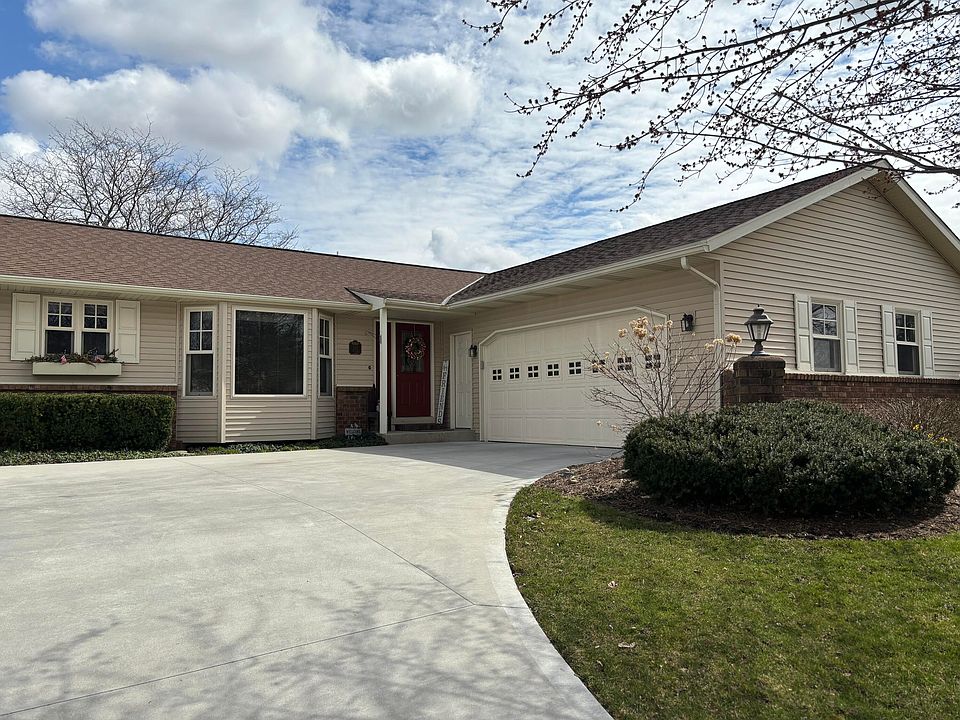 2nd image of 271 Orlando Ave