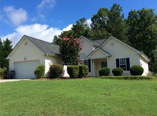 204 Towler Shoals Dr, Loganville, GA 30052