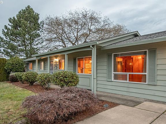 2nd image of 519 Orlando Way