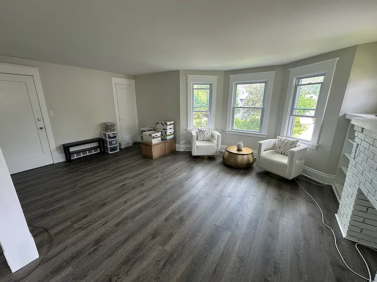 55 Rand Ave #2 — Photo 5