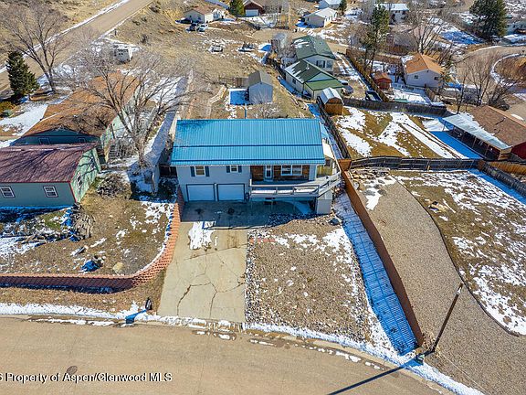 4th image of 982 Langford Dr