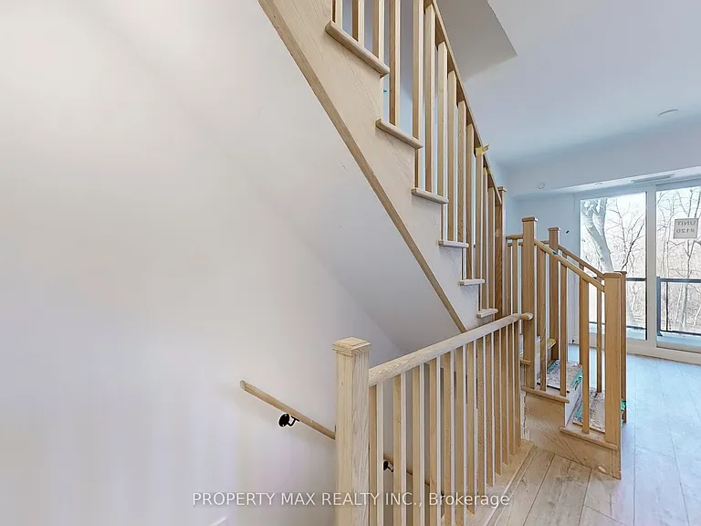 170 Clonmore Dr #9 — Photo 19