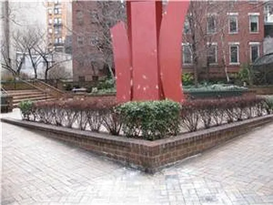 Rented by New York Residence | media 16
